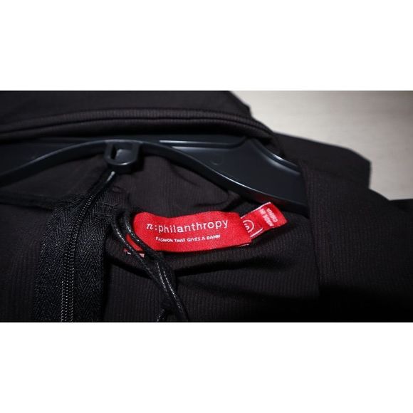 n:philanthropy Women's Sz S Black Long Sleeve Distressed Keyhole Choker Neck Top - Picture 4 of 10